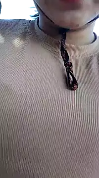 Snapshot of Betty20zx chatting on February 17, 6:31 am Betty20zx online show from February 17, 6:31 am