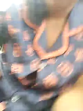 Snapshot of Betty20zx chatting on February 25, 5:41 am Betty20zx online show from February 25, 5:41 am