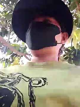 Snapshot of Betty20zx chatting on March 5, 1:42 am Betty20zx online show from March 5, 1:42 am