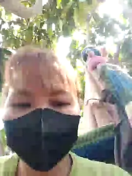 Snapshot of Betty20zx chatting on March 9, 6:39 am Betty20zx online show from March 9, 6:39 am