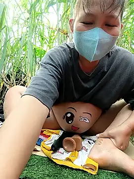 Snapshot of Betty20zx chatting on November 2, 1:08 am Betty20zx online show from November 2, 1:08 am