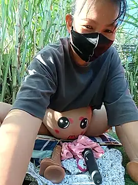 Snapshot of Betty20zx chatting on November 30, 12:58 am Betty20zx online show from November 30, 12:58 am