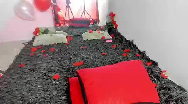 carolayrosse online show from February 15, 11:39 am