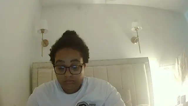 vanilla chocolate23 online show from October 11, 8:24 am