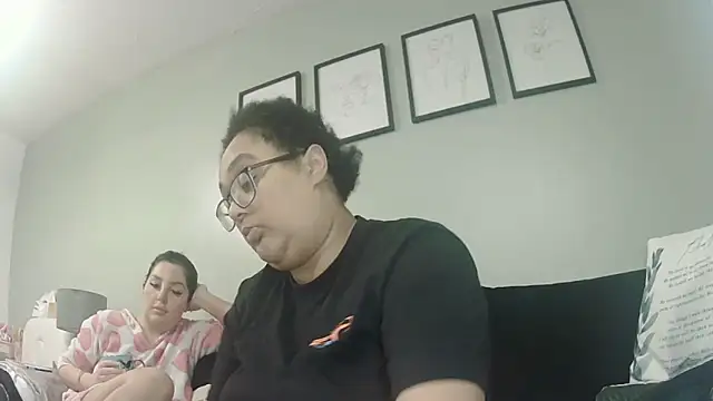 vanilla chocolate23 online show from November 23, 11:54 am