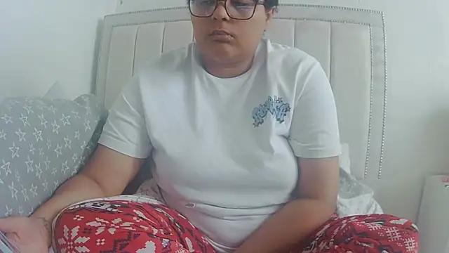 vanilla chocolate23 online show from March 1, 11:01 am