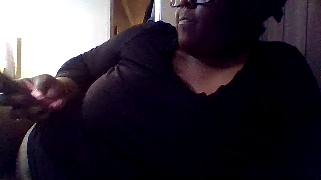lilphatclit online show from January 2, 1:38 am