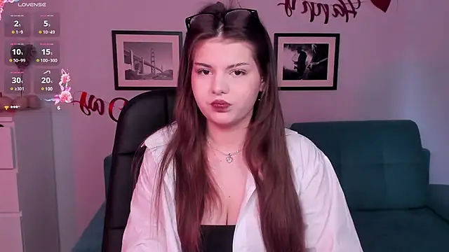 AdeliaKiss online show from February 17, 6:09 am