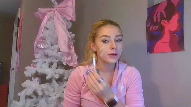 Snapshot of lexybabyxo chatting on November 12, 2:39 pm lexybabyxo online show from November 12, 2:39 pm