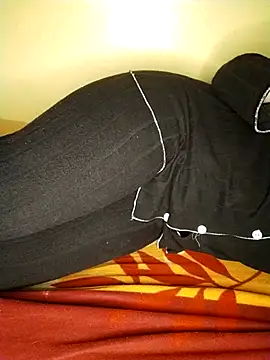 Snapshot of 3ahhd chatting on November 26, 12:44 am 3ahhd online show from November 26, 12:44 am