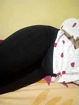 Snapshot of 3ahhd chatting on December 1, 1:38 pm 3ahhd online show from December 1, 1:38 pm