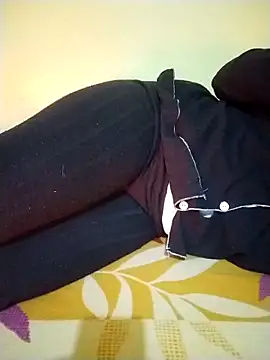 Snapshot of 3ahhd chatting on December 23, 1:14 am 3ahhd online show from December 23, 1:14 am