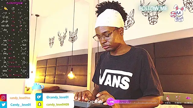 Snapshot of candy_lovee69 chatting on January 20, 10:37 pm candy lovee69 online show from January 20, 10:37 pm