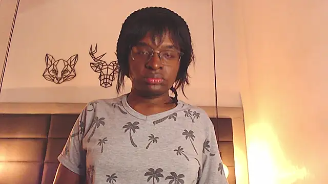 Snapshot of candy_lovee69 chatting on September 11, 9:37 pm candy lovee69 online show from September 11, 9:37 pm