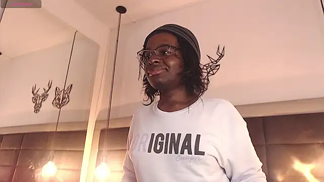 Snapshot of candy_lovee69 chatting on October 12, 5:50 am candy lovee69 online show from October 12, 5:50 am