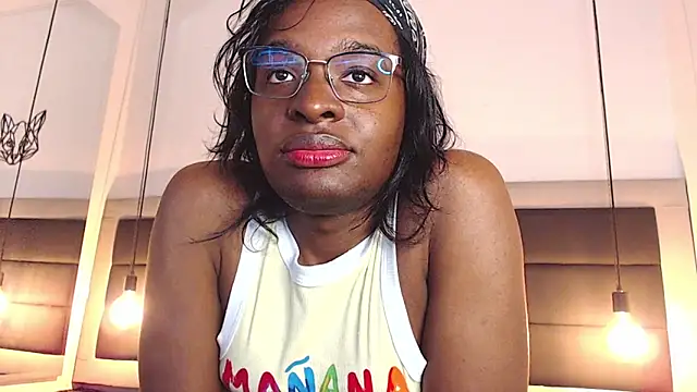 Snapshot of candy_lovee69 chatting on October 27, 9:30 pm candy lovee69 online show from October 27, 9:30 pm