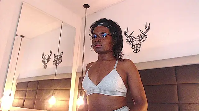 Snapshot of candy_lovee69 chatting on November 1, 5:26 pm candy lovee69 online show from November 1, 5:26 pm