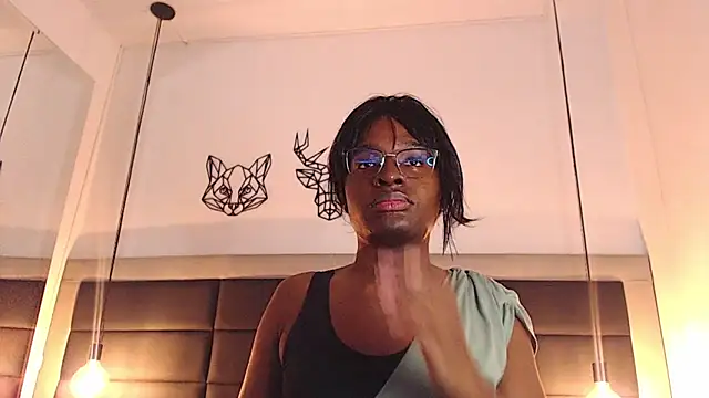 Snapshot of candy_lovee69 chatting on November 26, 9:05 pm candy lovee69 online show from November 26, 9:05 pm