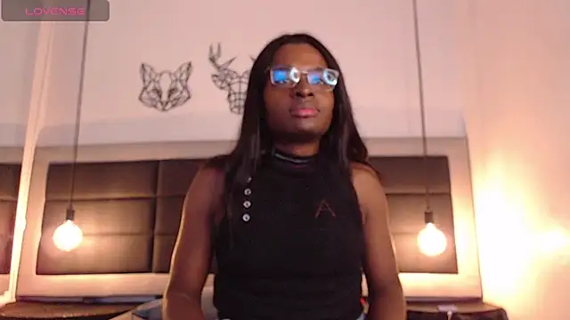 candy lovee69 online show from April 22, 6:31 pm