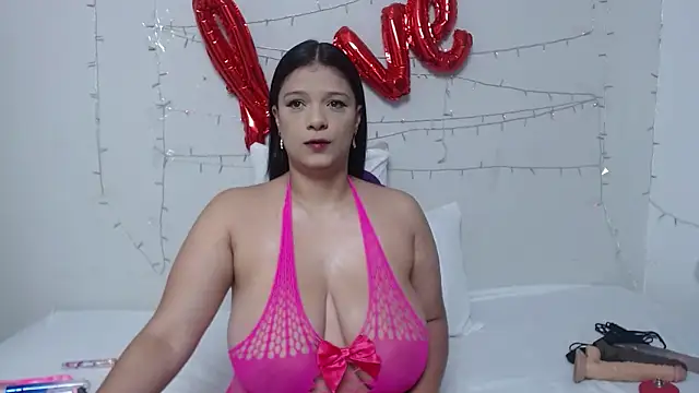 Nicol Love0 online show from February 27, 3:48 pm