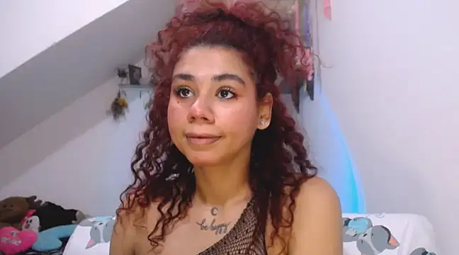 Snapshot of diamonmeli chatting on March 18, 2:26 pm diamonmeli online show from March 18, 2:26 pm