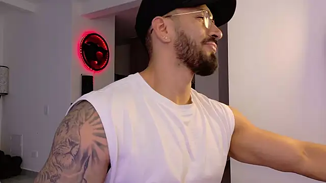 tony muscle online show from December 1, 10:37 pm