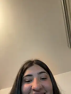 AhriCutte online show from February 15, 2:15 am