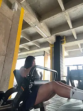 AhriCutte online show from March 1, 7:15 pm