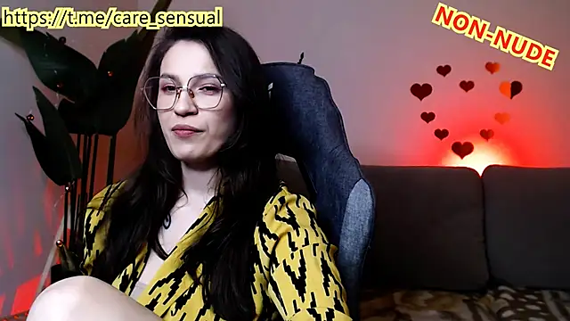 M Sensual online show from March 13, 9:10 am