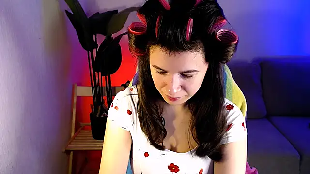 M Sensual online show from December 18, 5:30 pm