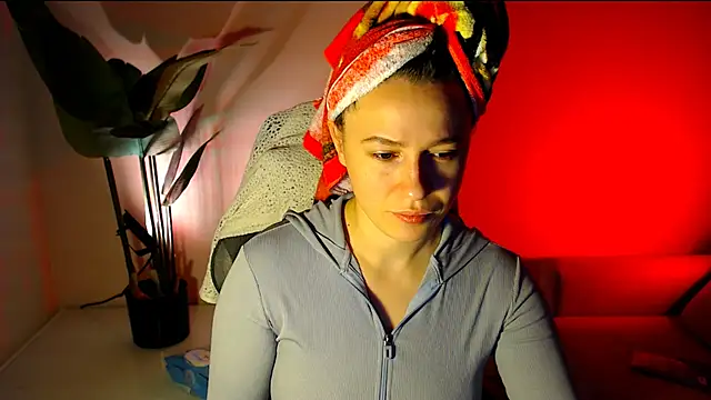 Snapshot of M_Sensual chatting on February 1, 4:11 am M Sensual online show from February 1, 4:11 am