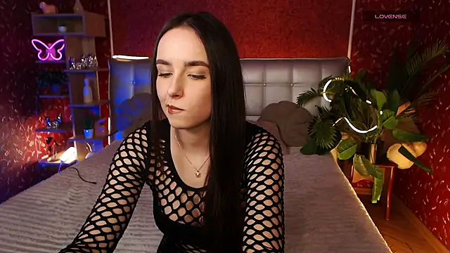 AuroraAksnesss online show from February 1, 6:08 pm