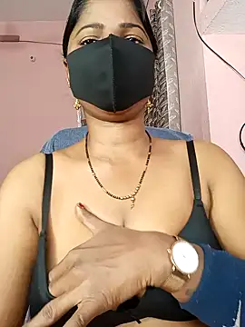 Snapshot of Jiya-Sexy chatting on December 30, 2:51 pm Jiya-Sexy online show from December 30, 2:51 pm