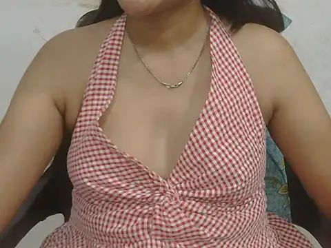 DOLL CUTY online show from May 12, 6:05 pm