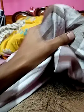 Snapshot of riyajfuckboy chatting on December 15, 7:31 pm riyajfuckboy online show from December 15, 7:31 pm