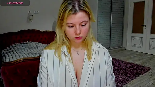 LillyDepp online show from December 1, 3:39 pm