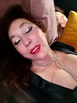 GypsyEsmeralda online show from March 15, 5:15 pm