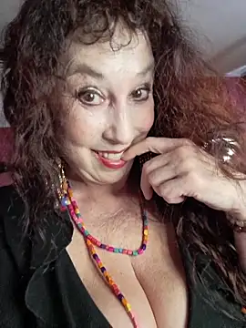 GypsyEsmeralda online show from February 5, 7:13 am