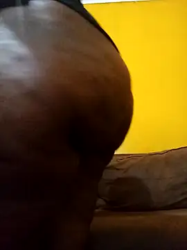 Snapshot of HotBootyBabe90 chatting on January 20, 4:54 am HotBootyBabe90 online show from January 20, 4:54 am