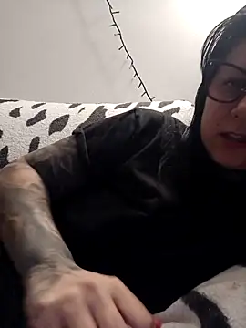 Your DirtyDoll online show from March 31, 8:42 pm