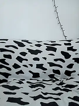 Your DirtyDoll online show from April 23, 12:29 pm