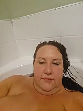 Bekahblows online show from February 10, 7:07 pm