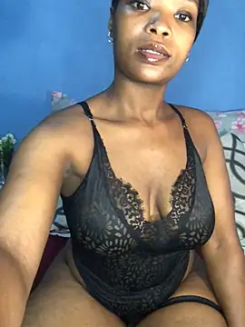 Snapshot of NunuBerry16 chatting on December 13, 4:16 pm NunuBerry16 online show from December 13, 4:16 pm