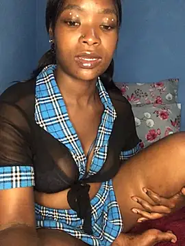 Snapshot of NunuBerry16 chatting on January 13, 4:19 pm NunuBerry16 online show from January 13, 4:19 pm