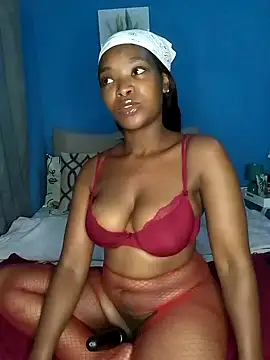 Snapshot of NunuBerry16 chatting on January 30, 9:58 pm NunuBerry16 online show from January 30, 9:58 pm