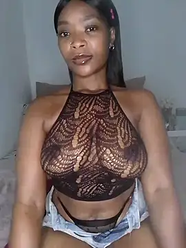 Snapshot of NunuBerry16 chatting on September 14, 1:54 pm NunuBerry16 online show from September 14, 1:54 pm