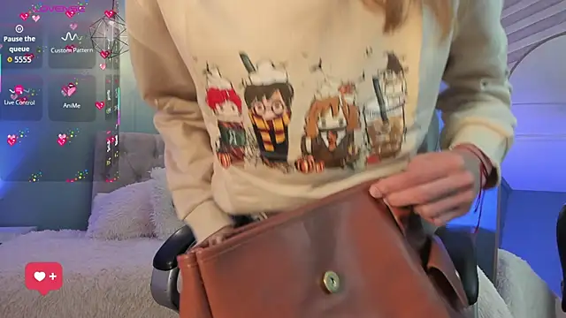 Nora Vennucci online show from February 20, 7:36 pm