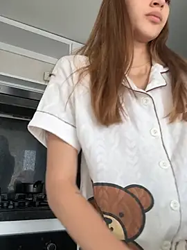 Nora Vennucci online show from July 12, 4:42 pm