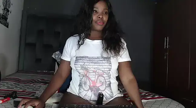 Snapshot of Zammy_Johnson chatting on February 28, 11:56 pm Zammy Johnson online show from February 28, 11:56 pm