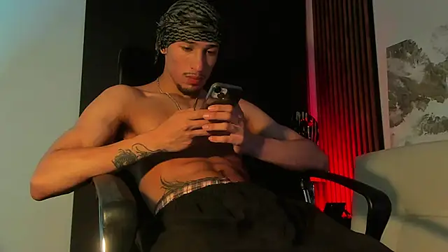 rafael stone online show from March 8, 8:33 am